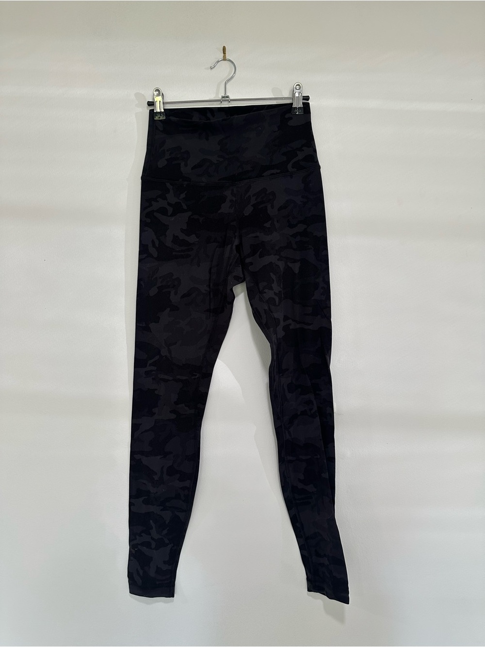 lululemon Align 28” High-Rise Tight - black camo - size 6